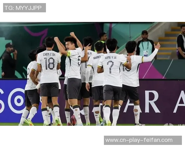 U23国足中卫展现全能实力助攻防守双重任务破解越南铁桶阵 U23国足中卫展现全能实力助攻防守双重任务破解越南铁桶阵